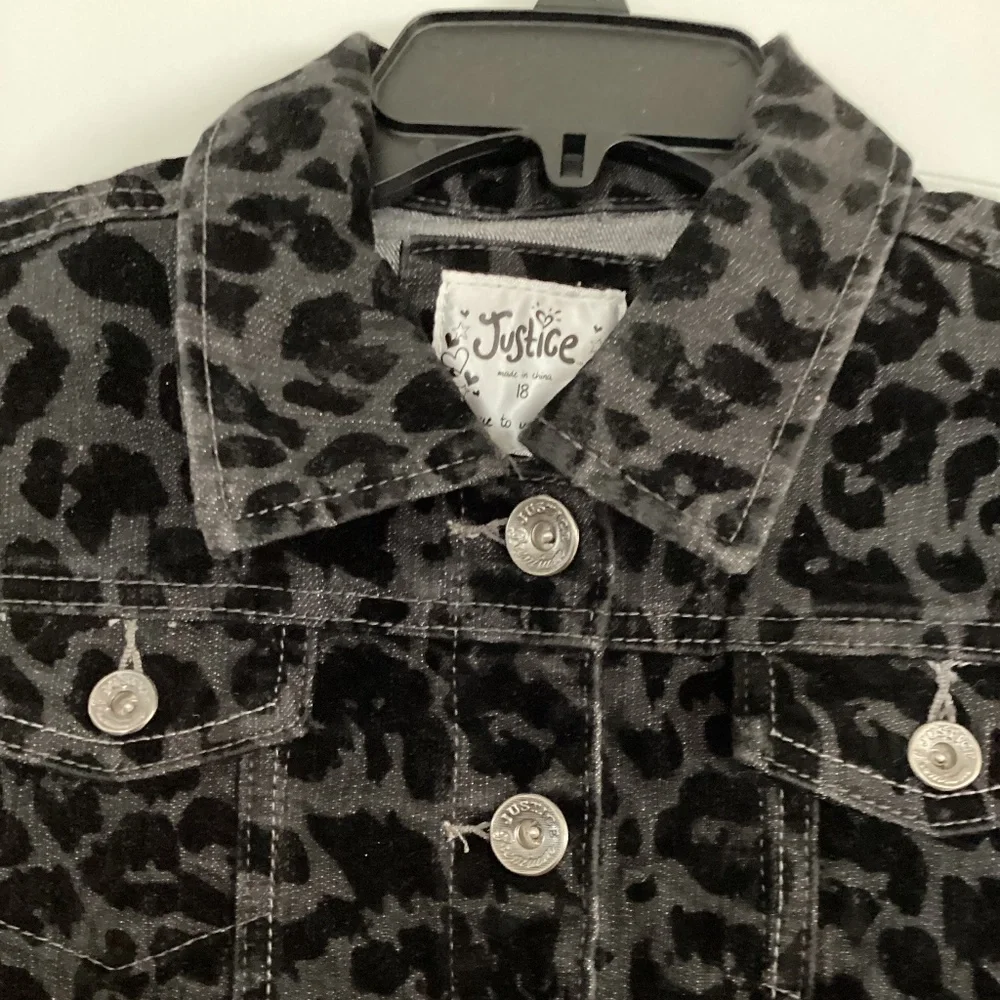 Justice Girl Leopard Jacket Size 18 Black Gray Women XS Teen